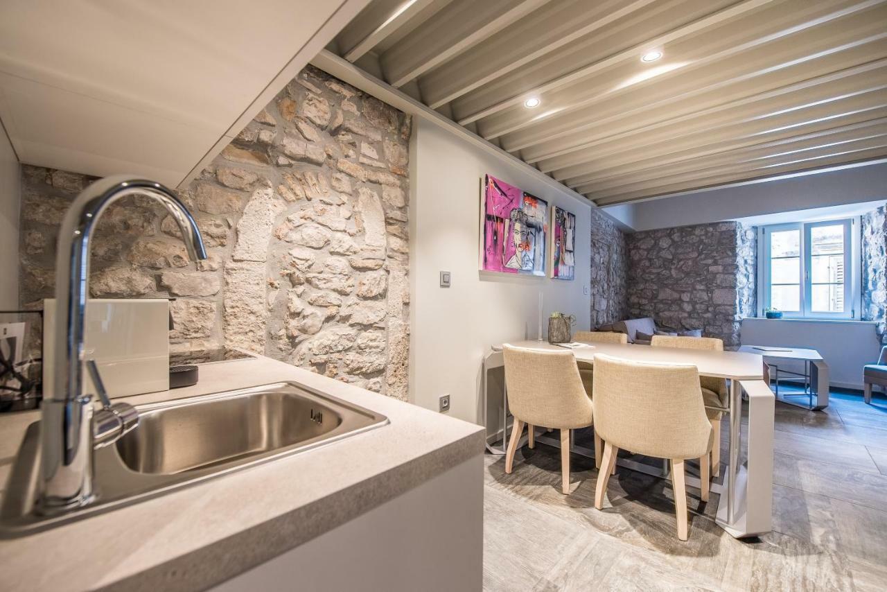 Alma Lofts Apartment Zadar Luaran gambar